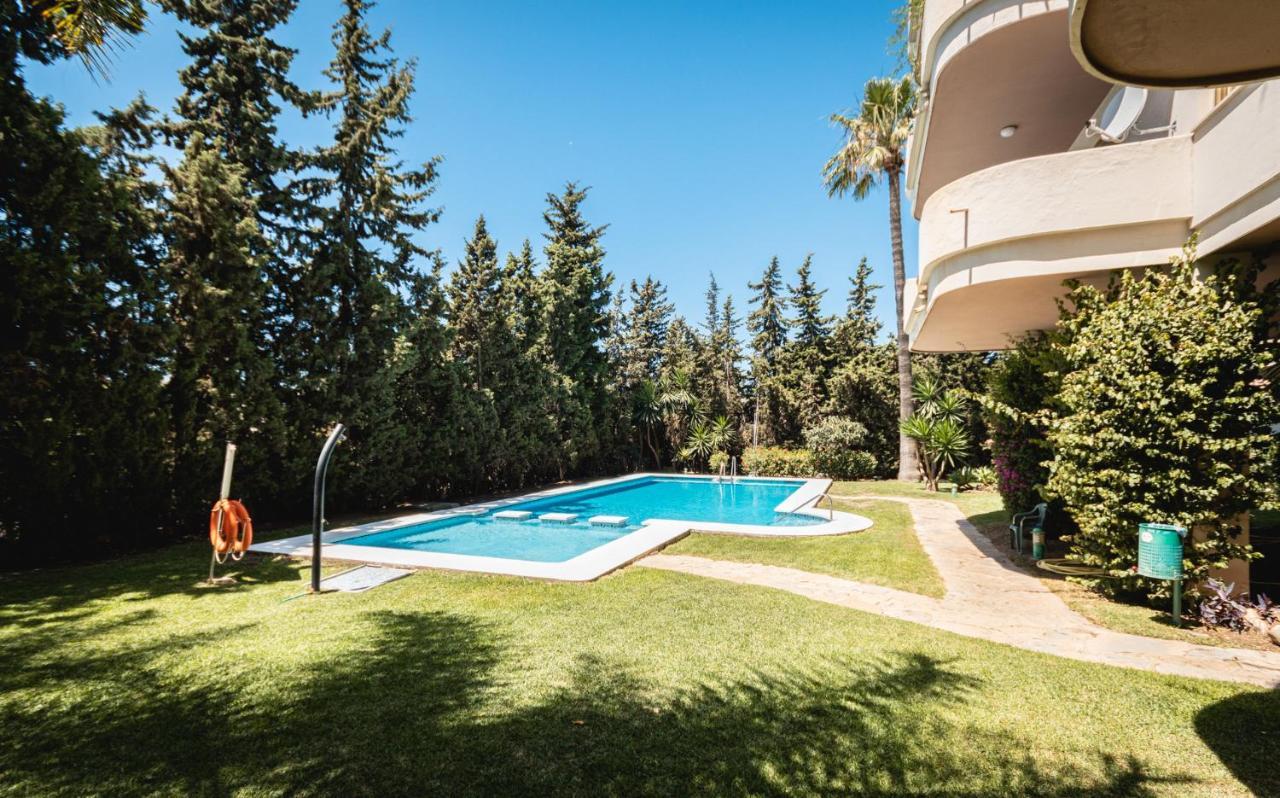 Apartment Puerto Banus Marbella Buitenkant foto